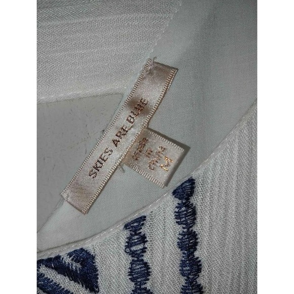Beautiful blue & white embroidered dress by Skies Are Blue.  Size Medium - Picture 3 of 3